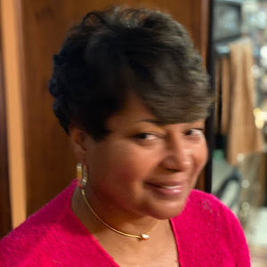 Meet your Posher, Myra